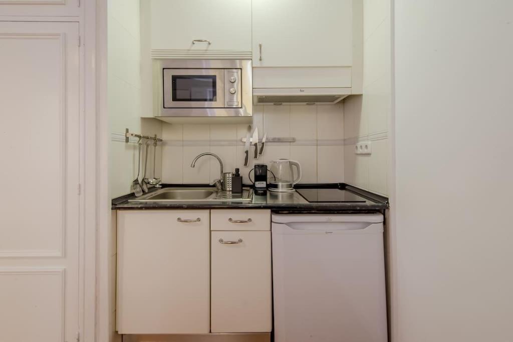 Petite E Chic Loft Para 3 En El Corazon De Мадрид Екстер'єр фото